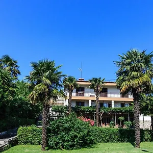 Sanja, - Opatija 3* Lovran